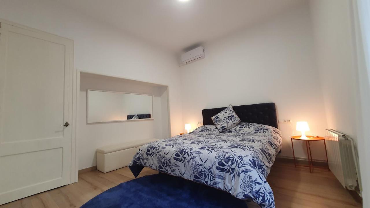 Apartamento Nuevo En Terrassa Centro Esterno foto