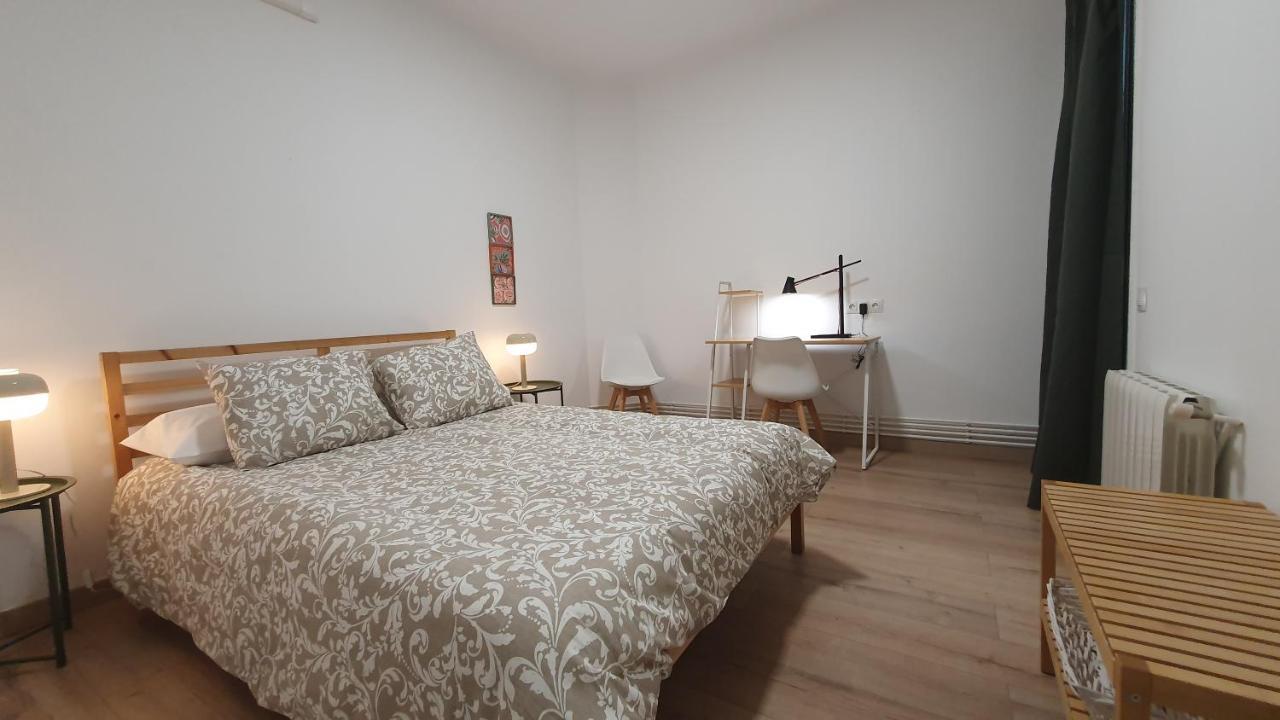 Apartamento Nuevo En Terrassa Centro Esterno foto