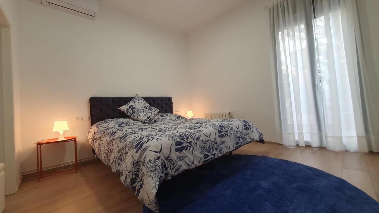 Apartamento Nuevo En Terrassa Centro Esterno foto